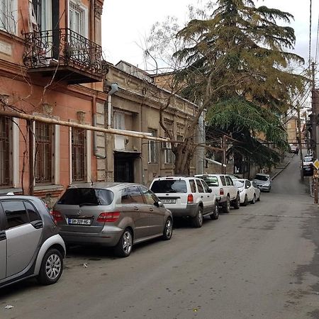 Cozy Apartment In Old Тбилиси Экстерьер фото