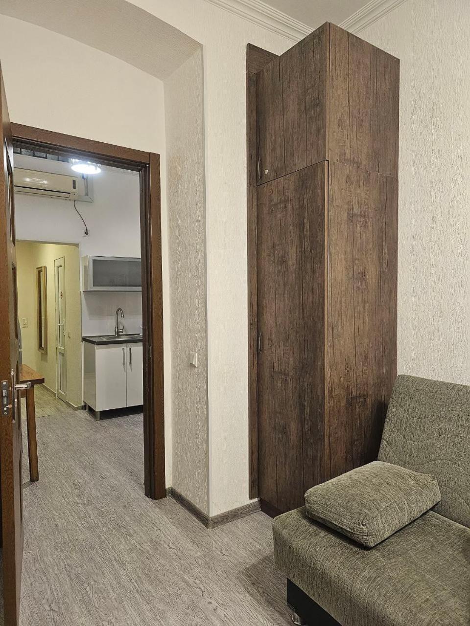 Cozy Apartment In Old Тбилиси Экстерьер фото