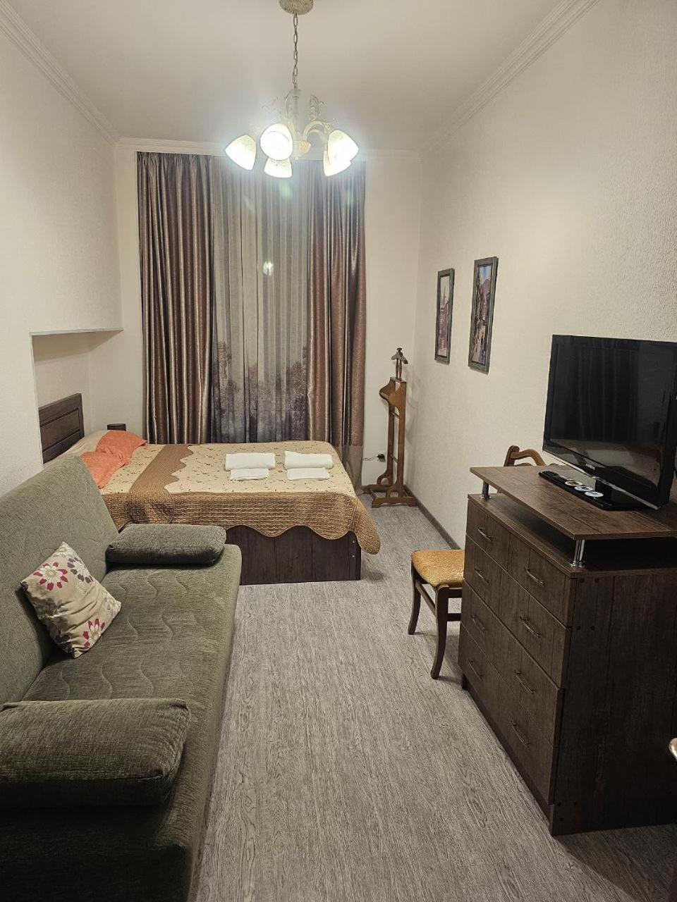 Cozy Apartment In Old Тбилиси Экстерьер фото